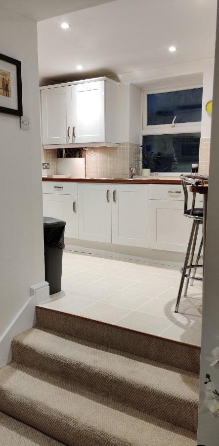 Extremely Well Located Seafront 1 Bedroom Apartment In Brighton Bagian luar foto